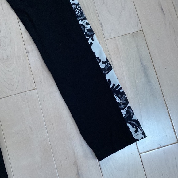 Lululemon black white floral lace print side pants mid-low rise leggings - Picture 2 of 11